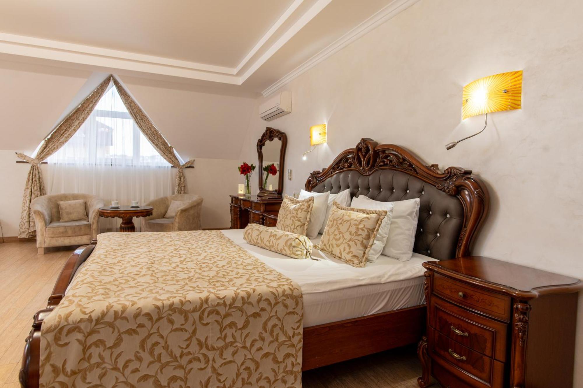 Hotel Dianna à Skhidnytsia Extérieur photo